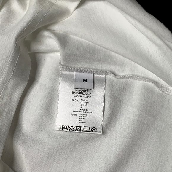 COPY - GIVENCHY TEE RAINBOW SIGNATURE - Picture 4 of 4